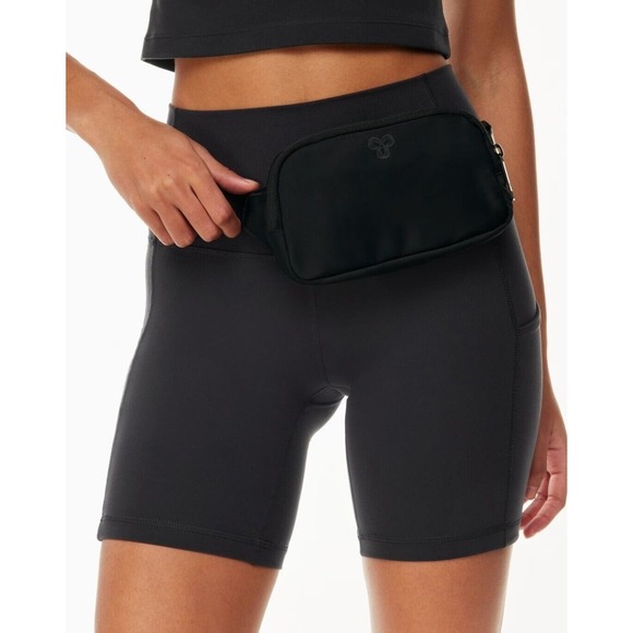 Aritzia on-the-way exposed mini bag, Black‎ - Picture 2 of 6